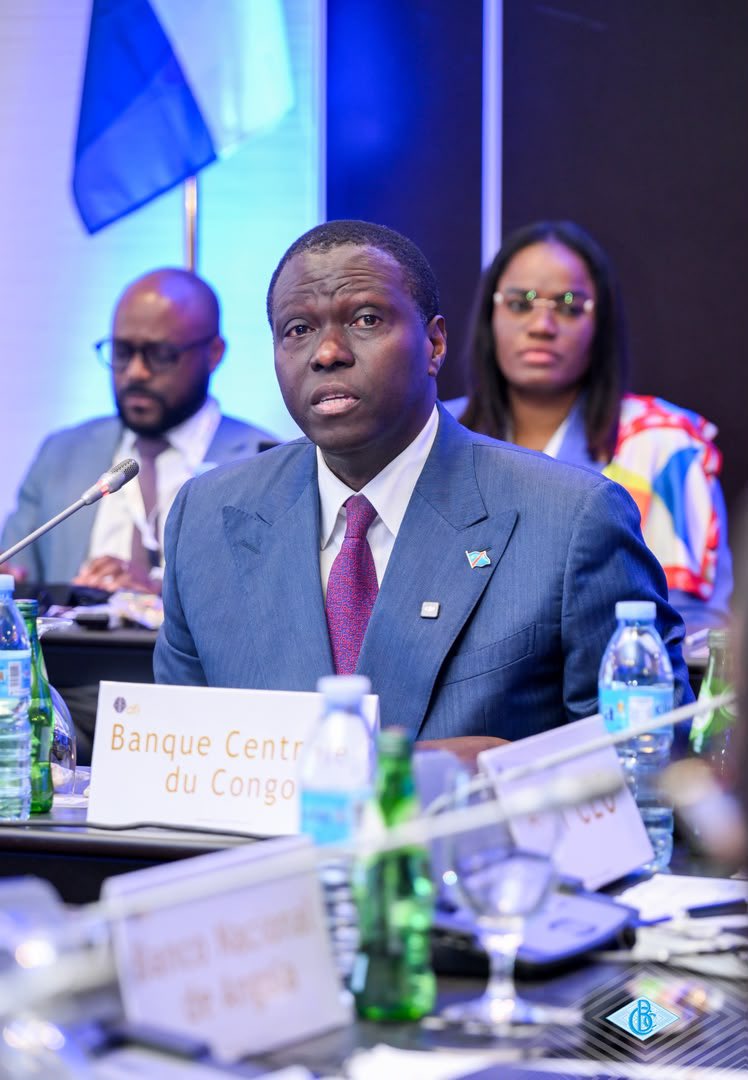 Les prochains billets du franc congolais porteront désormais la signature de l’actuel gouverneur de la Banque centrale du Congo.